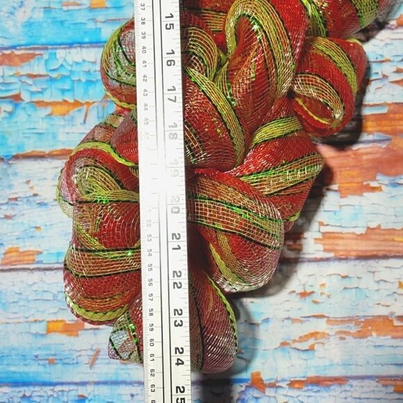 Candy Cane Wreath Green & Red Winter Christmas Wreath - Picture 4 of 6